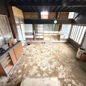 土間