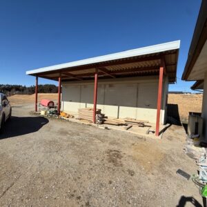 シャッター倉庫　大きいです