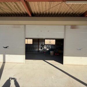 シャッター倉庫