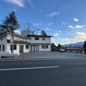 県道２８号沿いの住居スペース付き店舗！すぐにスタートできます。