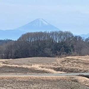 八ケ岳の懐で、富士山を見ながら暮らす贅沢