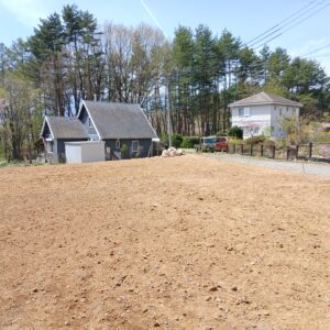 人気の小淵沢 周囲は移住者が多いです。レインボーラインから至近の静かなエリア。